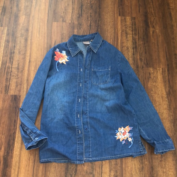 Chico's Tops - Chambray shirt